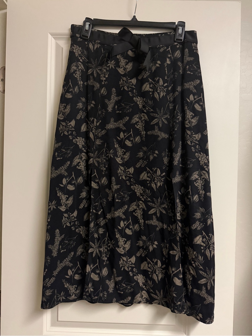 Disturbia Poisonous Plant Split Midi Skirt
